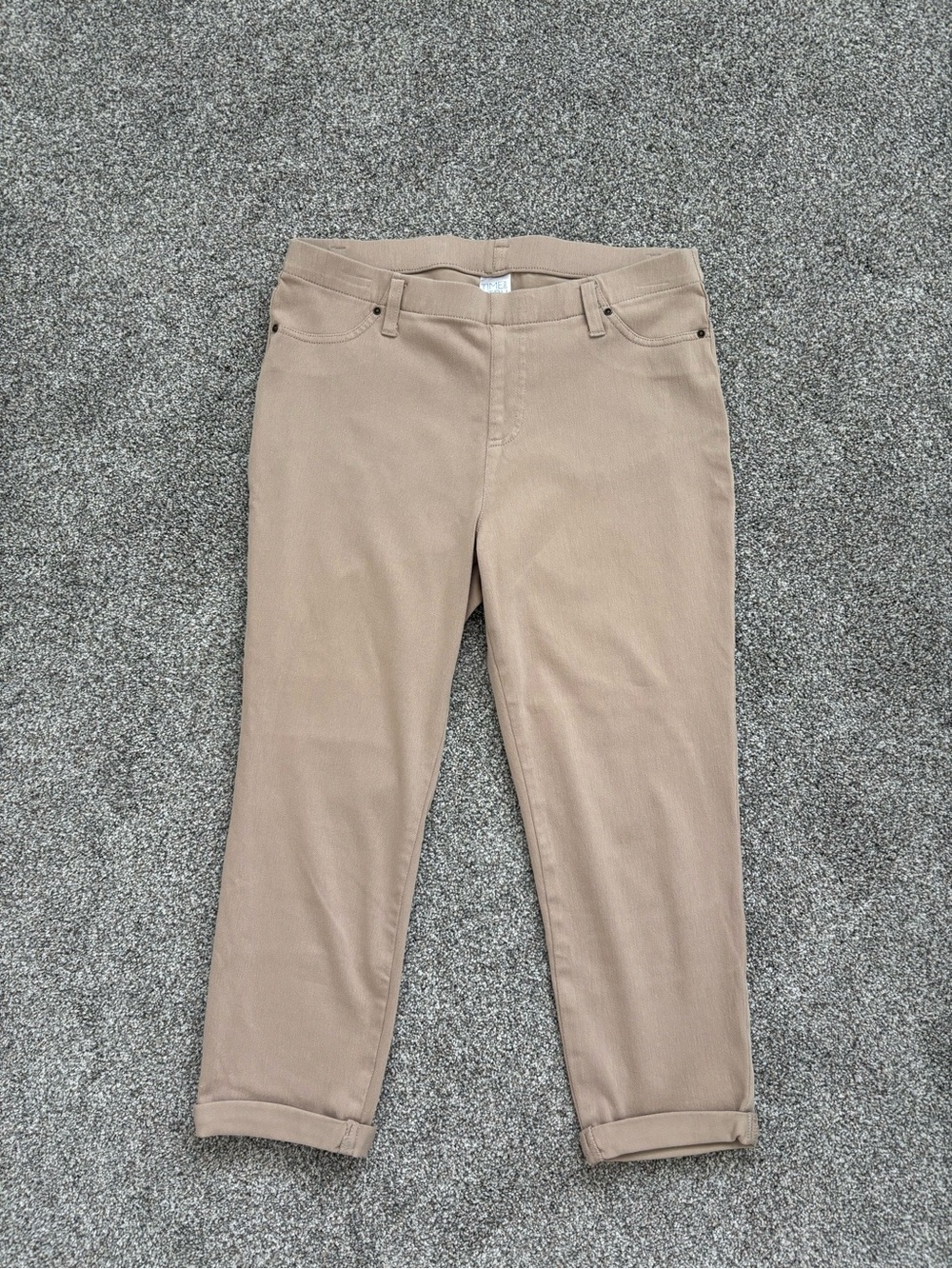 Time and Tru Khaki Stretch Cuffed Capri Pants Size L 12-14